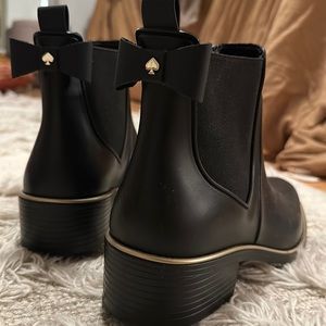 New Unworn Kate Spade Sedgwick rain boots